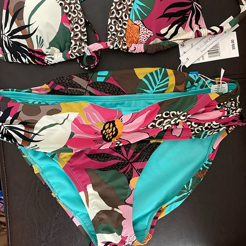 New with tags Bleu Rod Beattie bikini - Picture 3 of 3